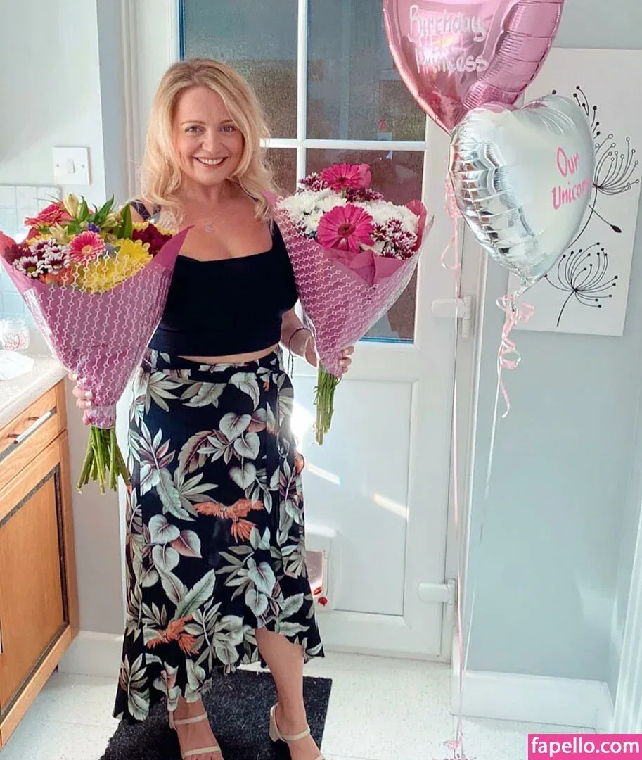 Kirsty Eccleston Onlyfans Photo Gallery 