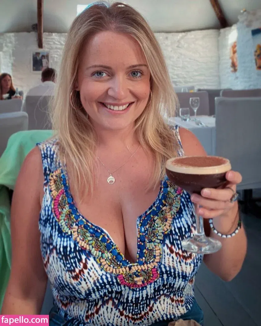 Kirsty Eccleston Onlyfans Photo Gallery 