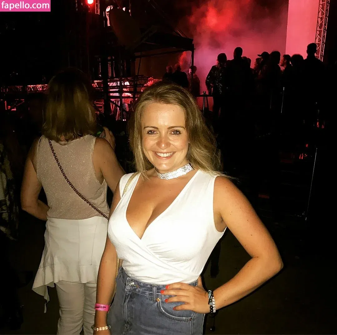 Kirsty Eccleston Onlyfans Photo Gallery 