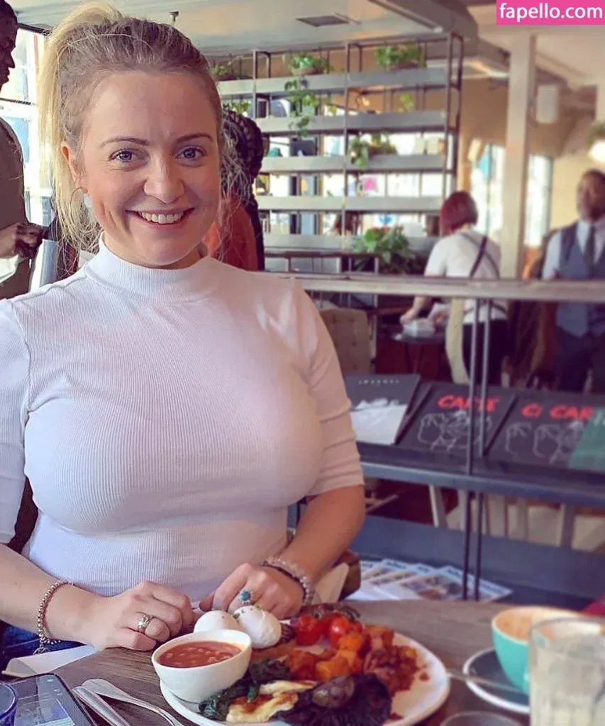 Kirsty Eccleston Onlyfans Photo Gallery 