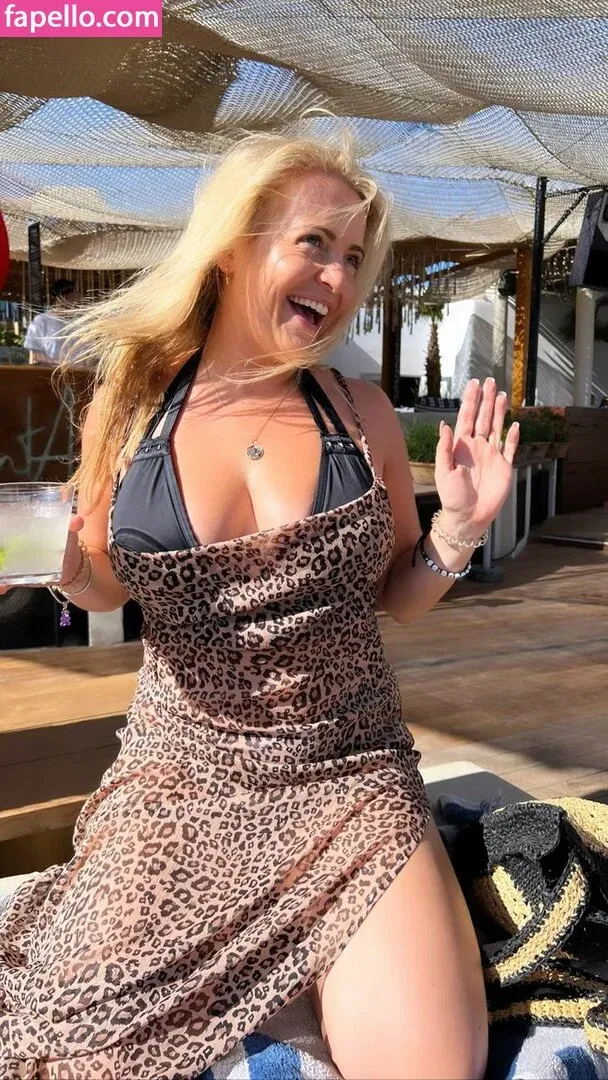 Kirsty Eccleston Onlyfans Photo Gallery 