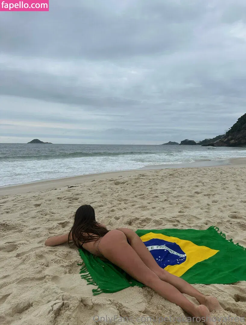 petrakaroshova Onlyfans Photo Gallery 