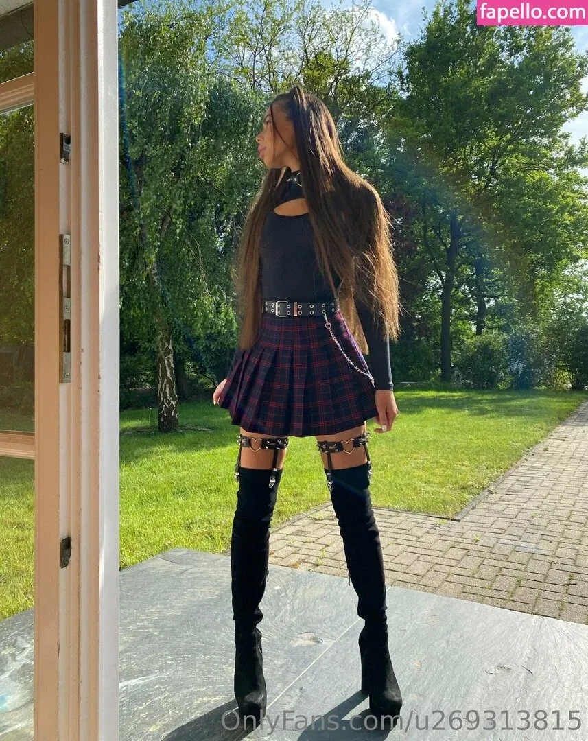 petrakaroshova Onlyfans Photo Gallery 