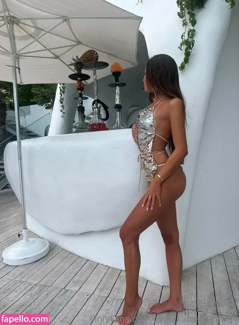 petrakaroshova Onlyfans Photo Gallery 