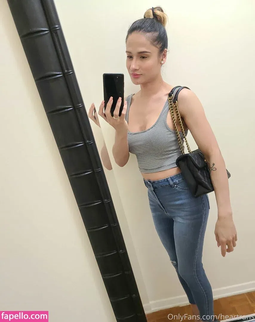 heartofficial / heartrans Onlyfans Photo Gallery 
