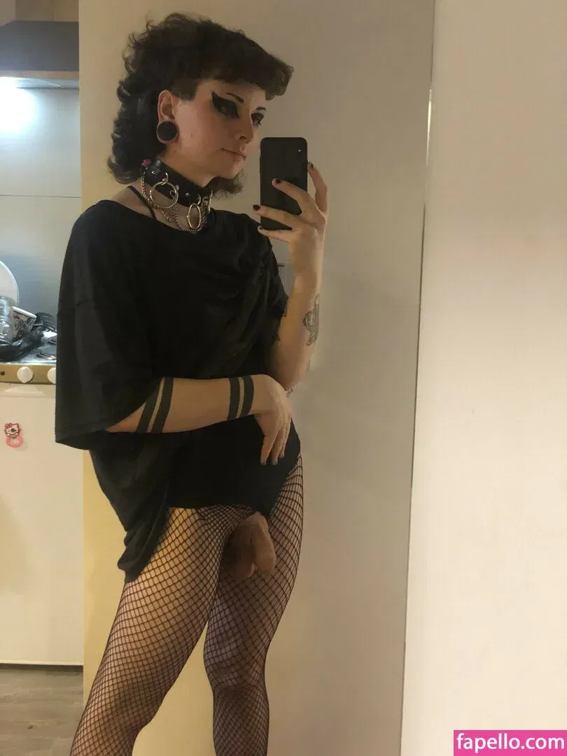 Nihlllxm / nihallx Onlyfans Photo Gallery 