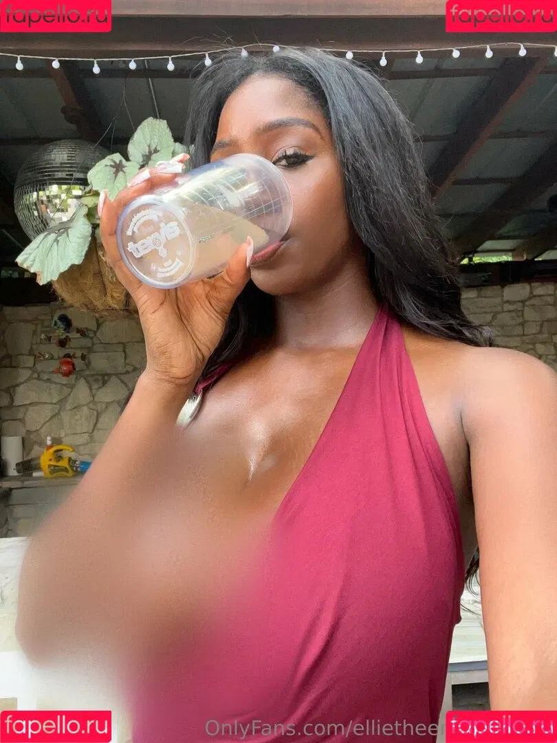 _ellietheempress_ / ellietheempressfree Onlyfans Photo Gallery 