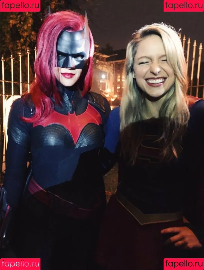 Caity Lotz / caitylotz Onlyfans Photo Gallery 