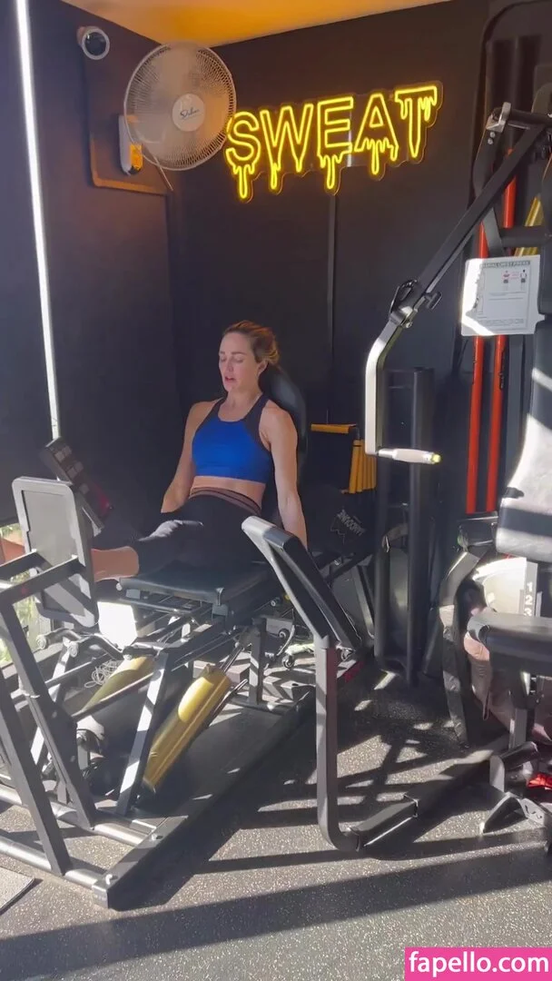 Caity Lotz / caitylotz Onlyfans Photo Gallery 