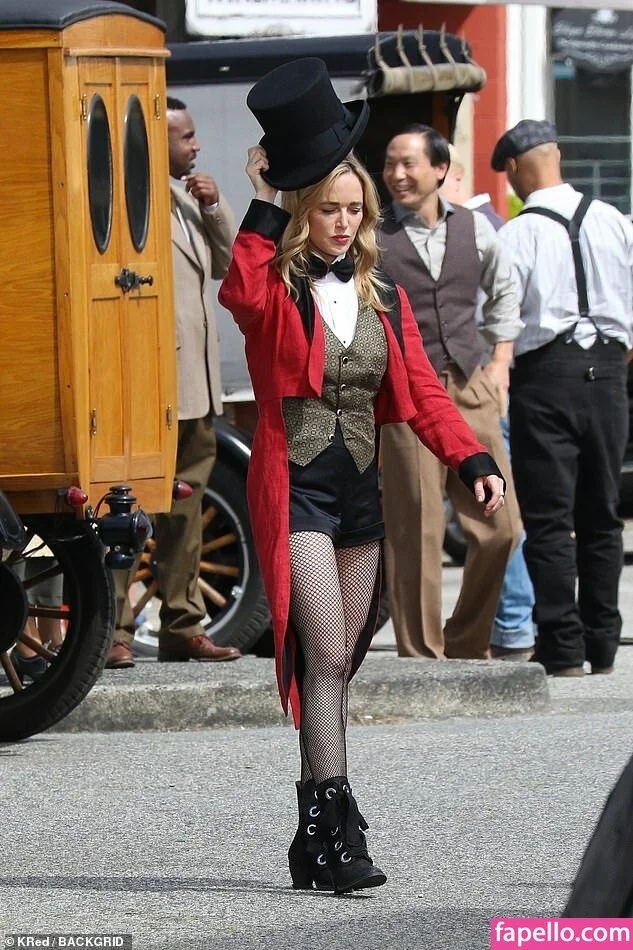 Caity Lotz / caitylotz Onlyfans Photo Gallery 