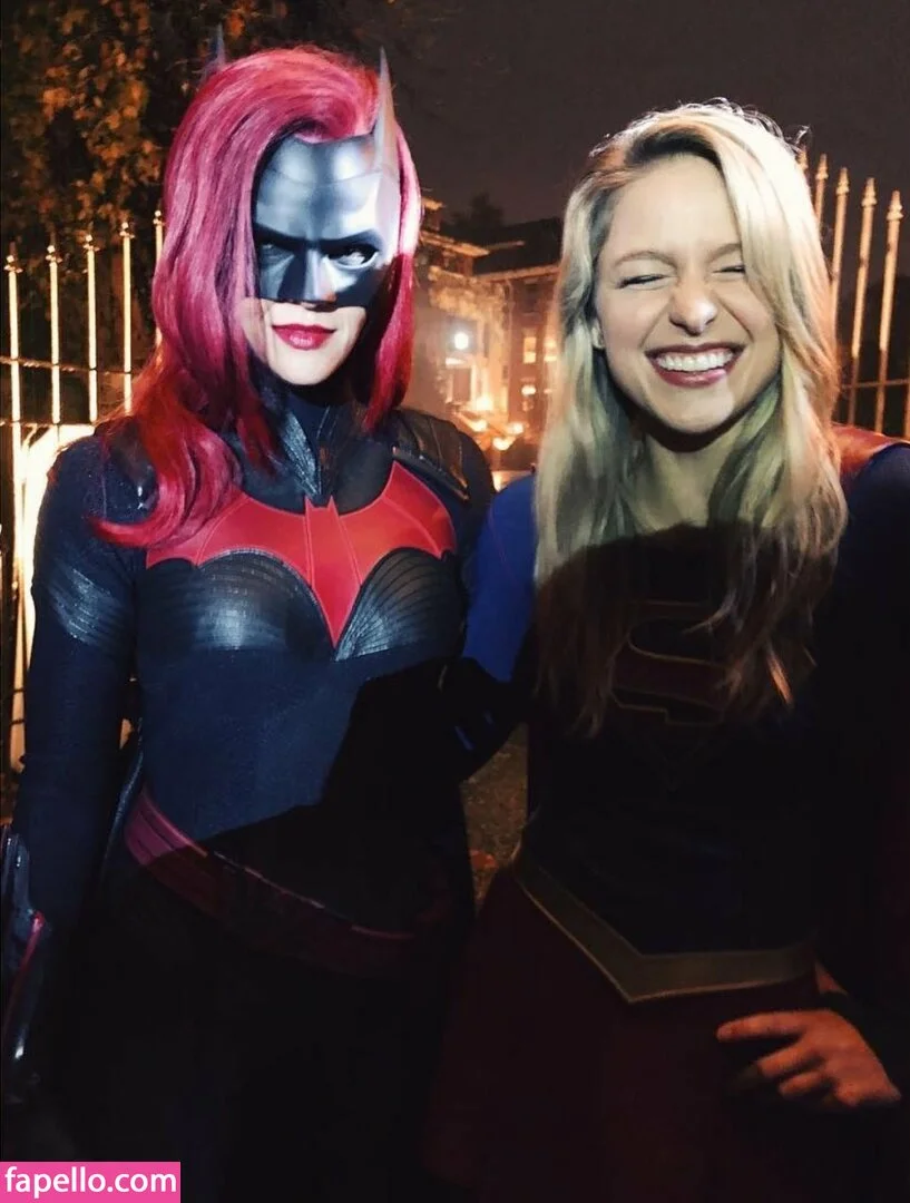 Caity Lotz / caitylotz Onlyfans Photo Gallery 