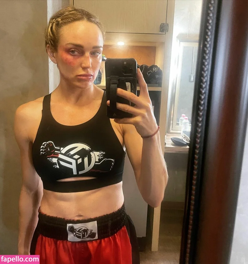 Caity Lotz / caitylotz Onlyfans Photo Gallery 