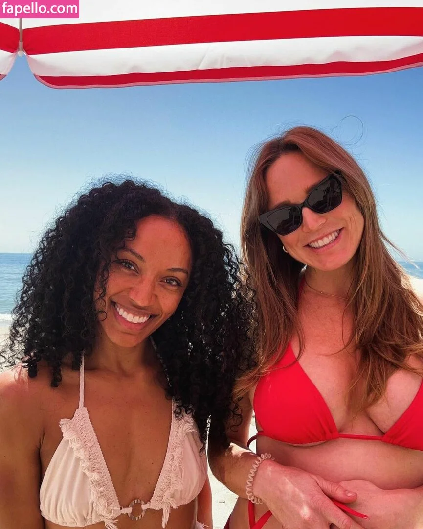 Caity Lotz / caitylotz Onlyfans Photo Gallery 