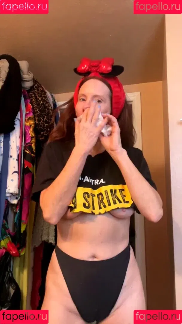 Phoebe Price / actressphoebeprice / phoebetime Onlyfans Photo Gallery 
