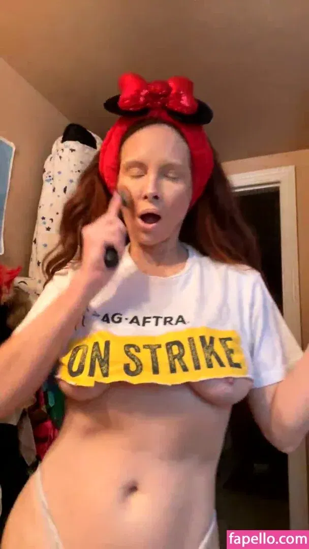 Phoebe Price / actressphoebeprice / phoebetime Onlyfans Photo Gallery 