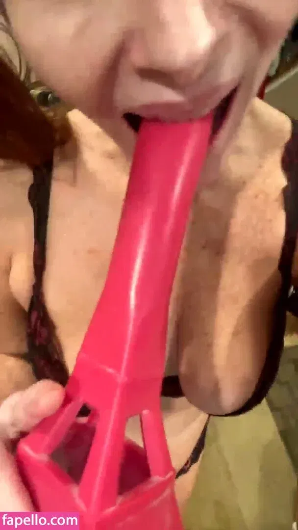 Phoebe Price / actressphoebeprice / phoebetime Onlyfans Photo Gallery 