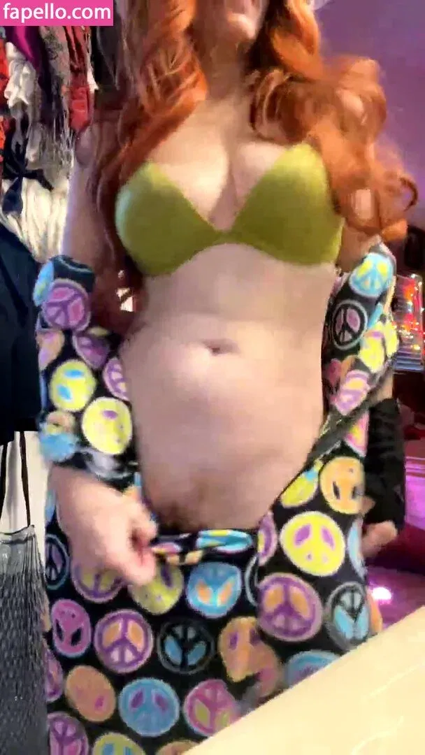 Phoebe Price / actressphoebeprice / phoebetime Onlyfans Photo Gallery 