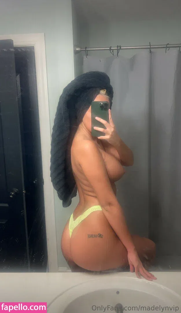 Moremadelyn / firstgenbarbie Onlyfans Photo Gallery 