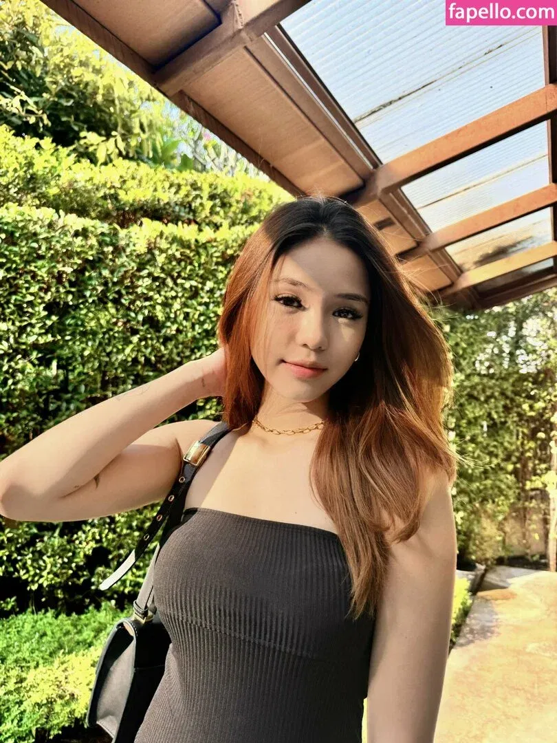 Cherlyn / Cherlyraa / cherrilorraine Onlyfans Photo Gallery 