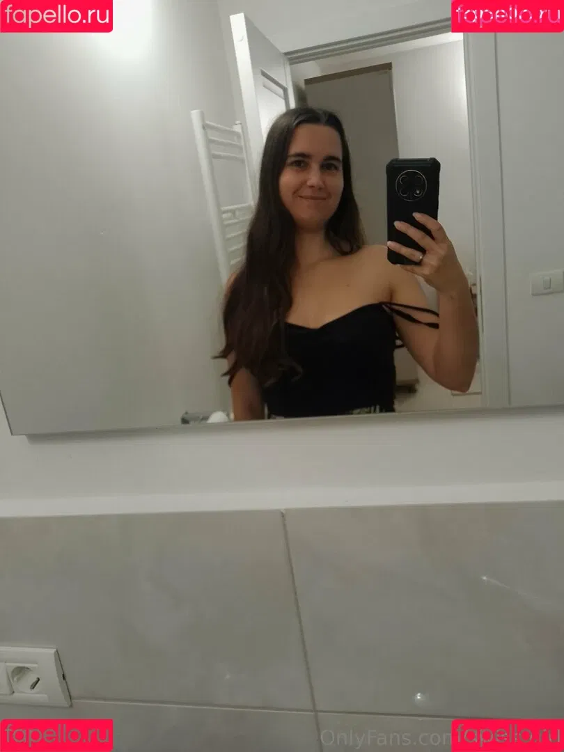 swiss-girl-vanessa / swissgirlvanessa Onlyfans Photo Gallery 