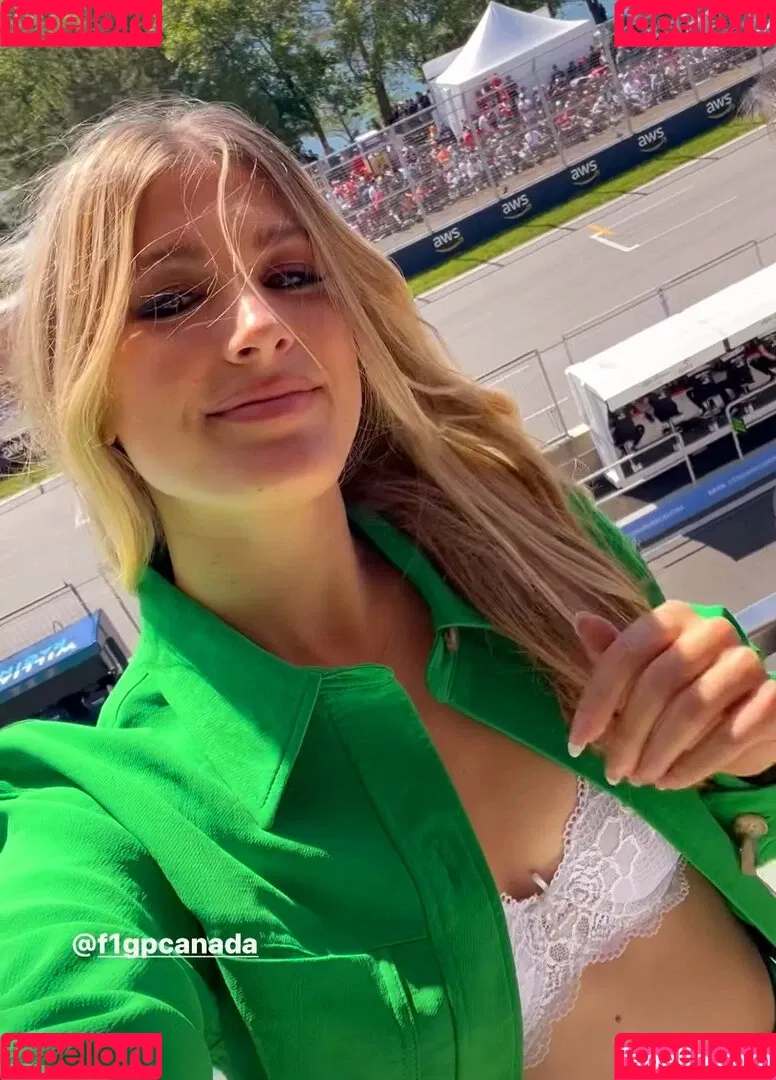 Eugenie "Genie" Bouchard / Eugenie Genie Bouchard / geniebouchard Onlyfans Photo Gallery 