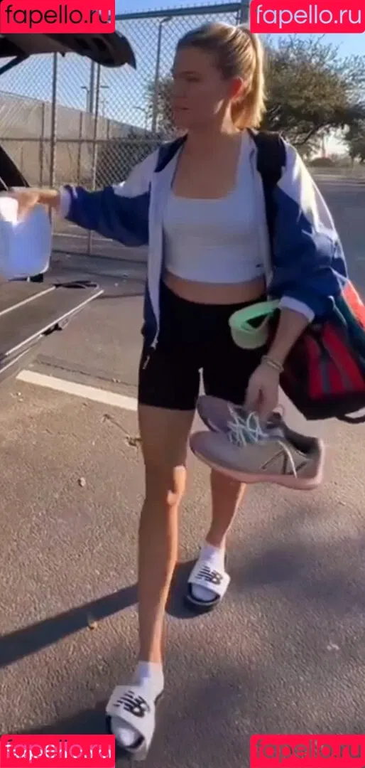 Eugenie "Genie" Bouchard / Eugenie Genie Bouchard / geniebouchard Onlyfans Photo Gallery 
