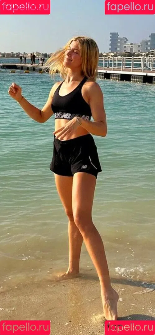 Eugenie "Genie" Bouchard / Eugenie Genie Bouchard / geniebouchard Onlyfans Photo Gallery 
