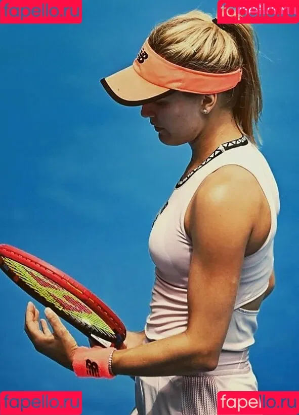 Eugenie "Genie" Bouchard / Eugenie Genie Bouchard / geniebouchard Onlyfans Photo Gallery 