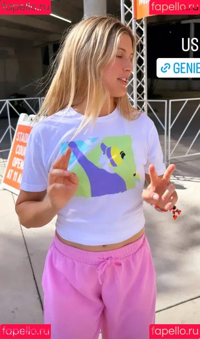 Eugenie "Genie" Bouchard / Eugenie Genie Bouchard / geniebouchard Onlyfans Photo Gallery 