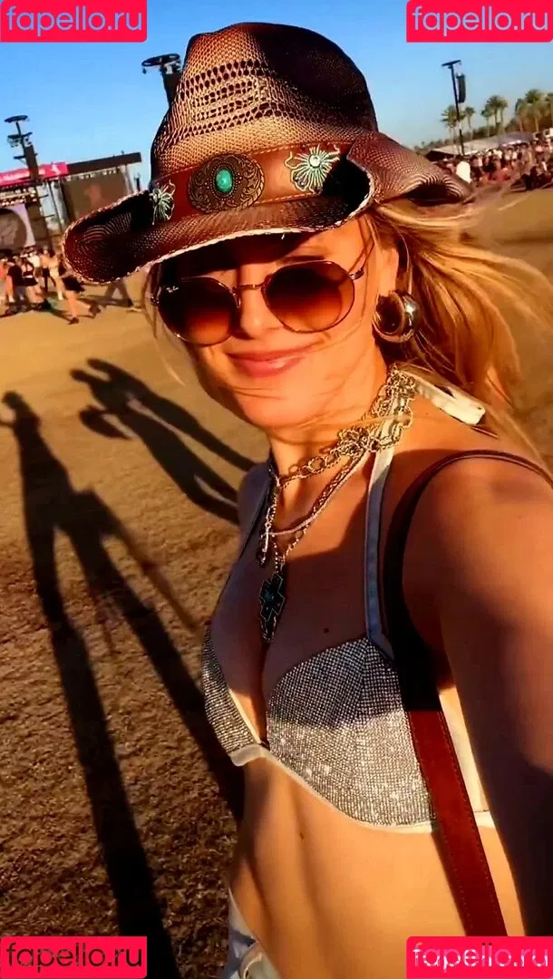 Eugenie "Genie" Bouchard / Eugenie Genie Bouchard / geniebouchard Onlyfans Photo Gallery 