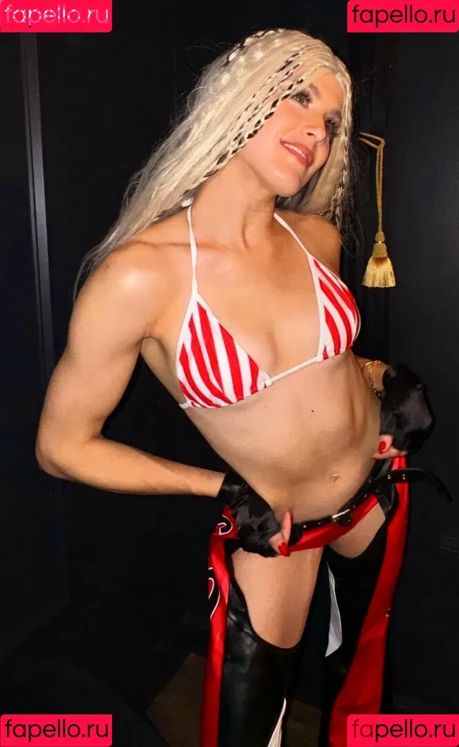 Eugenie "Genie" Bouchard / Eugenie Genie Bouchard / geniebouchard Onlyfans Photo Gallery 