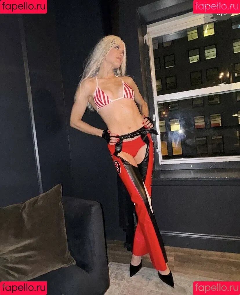 Eugenie "Genie" Bouchard / Eugenie Genie Bouchard / geniebouchard Onlyfans Photo Gallery 