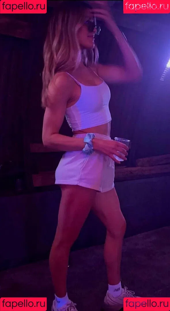 Eugenie "Genie" Bouchard / Eugenie Genie Bouchard / geniebouchard Onlyfans Photo Gallery 