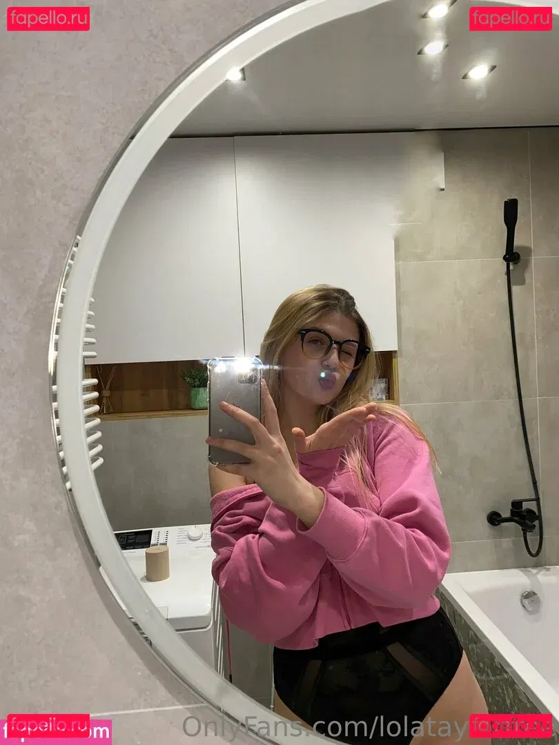 lolataylor2 / lolataylorfree Onlyfans Photo Gallery 