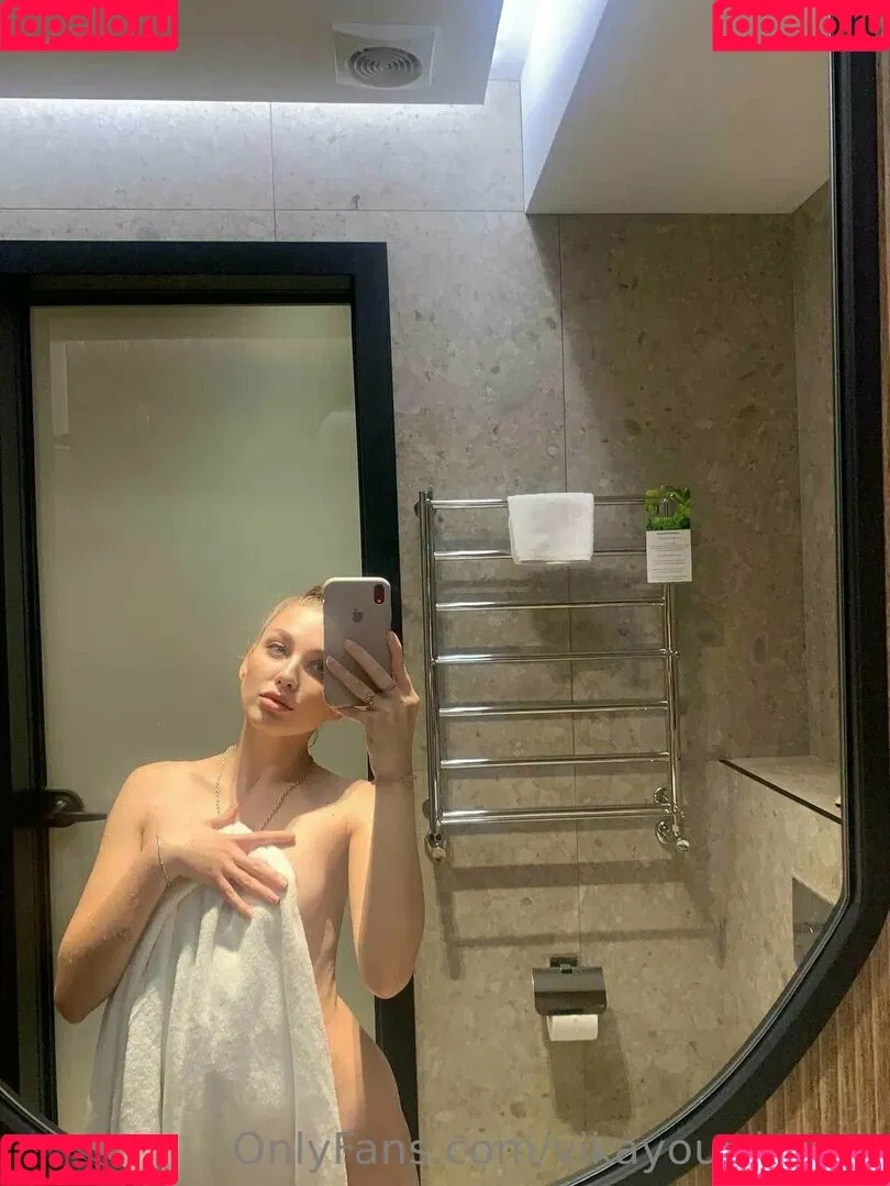 flover_20 / vikayourdream Onlyfans Photo Gallery 