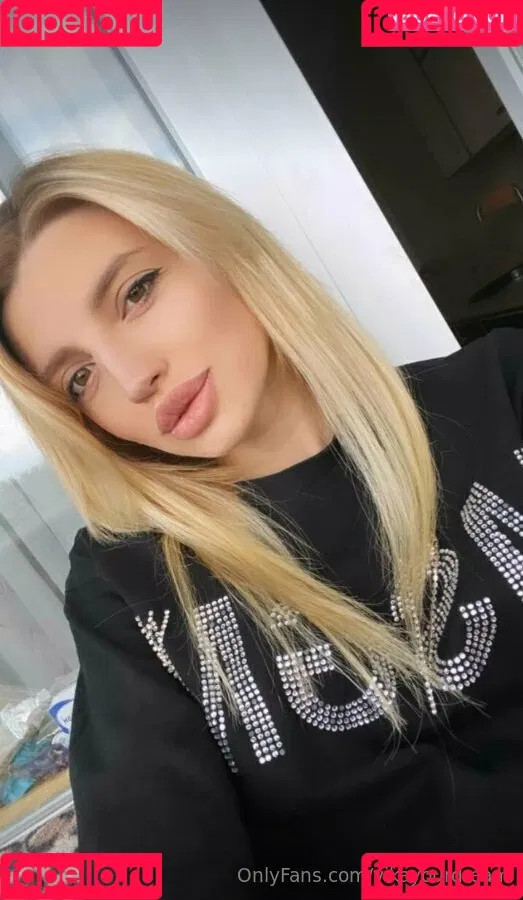 flover_20 / vikayourdream Onlyfans Photo Gallery 