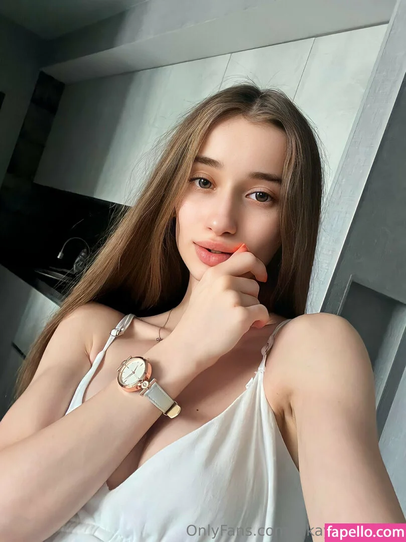 flover_20 / vikayourdream Onlyfans Photo Gallery 