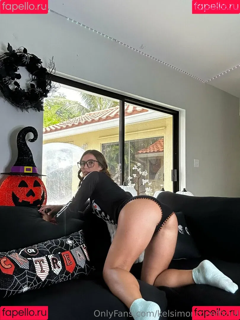 Kelsi Monroe / ficialkmbooty / officialkmbooty / officialkmig2 Onlyfans Photo Gallery 