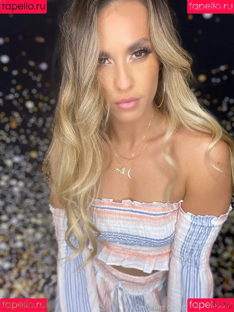Kelsi Monroe / ficialkmbooty / officialkmbooty / officialkmig2 Onlyfans Photo Gallery 