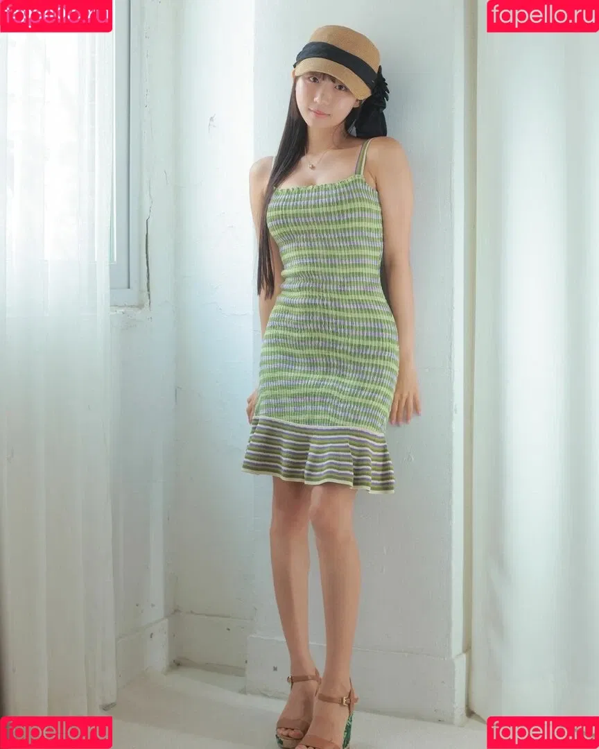 Eunji Pyoapple / djhenney / eunji / pyoapple Onlyfans Photo Gallery 