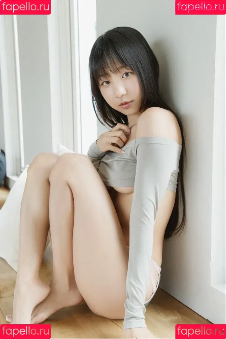 Eunji Pyoapple / djhenney / eunji / pyoapple Onlyfans Photo Gallery 