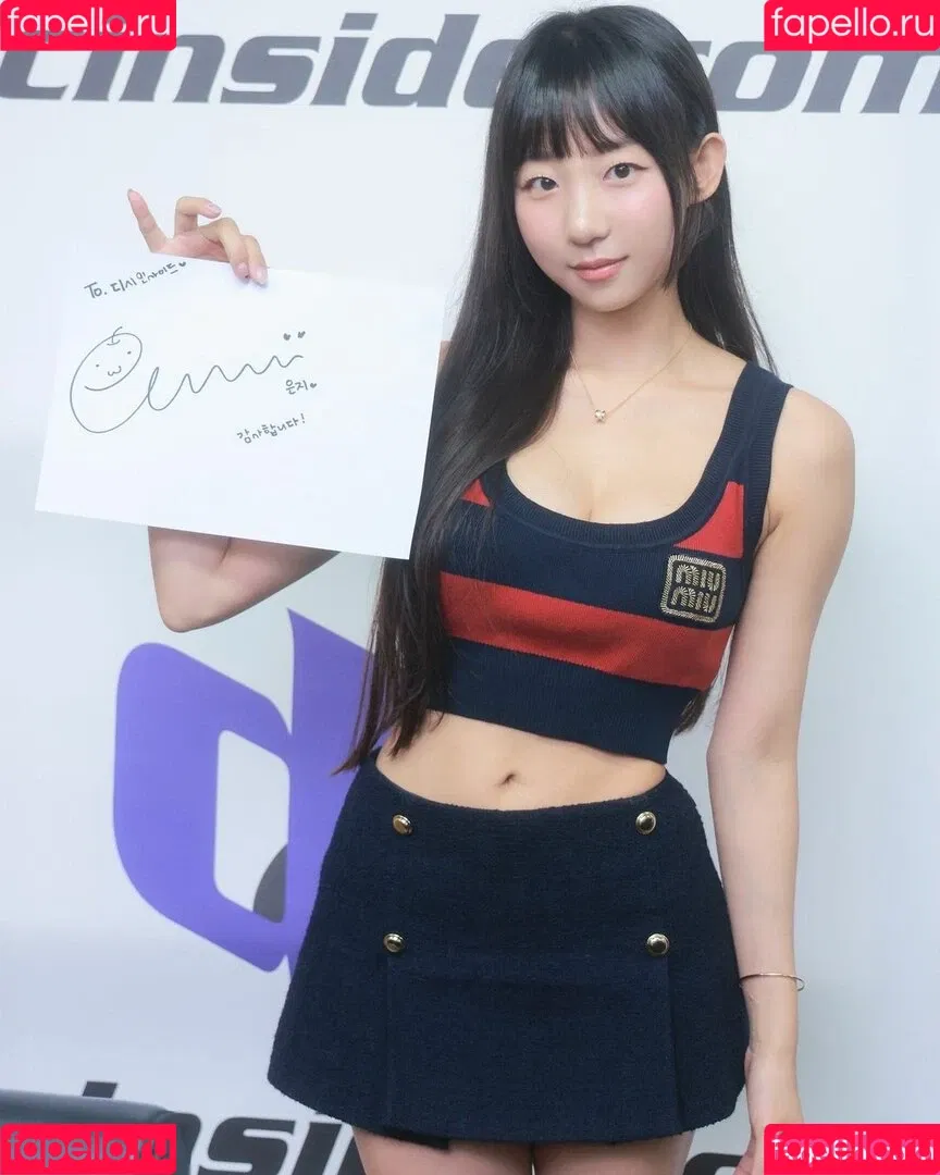 Eunji Pyoapple / djhenney / eunji / pyoapple Onlyfans Photo Gallery 
