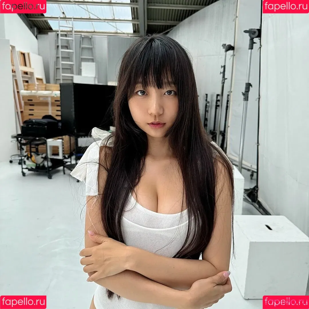Eunji Pyoapple / djhenney / eunji / pyoapple Onlyfans Photo Gallery 