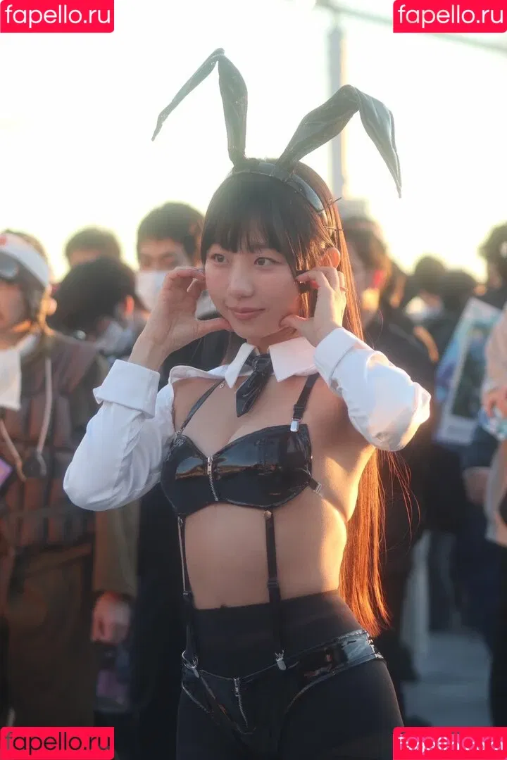 Eunji Pyoapple / djhenney / eunji / pyoapple Onlyfans Photo Gallery 