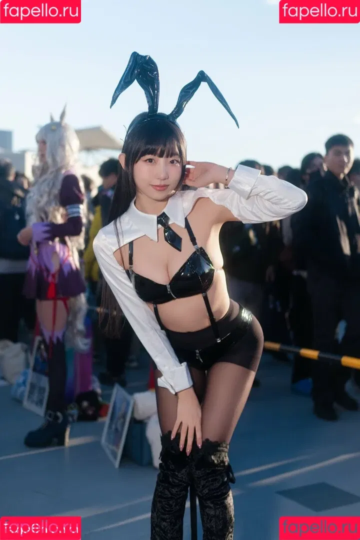 Eunji Pyoapple / djhenney / eunji / pyoapple Onlyfans Photo Gallery 