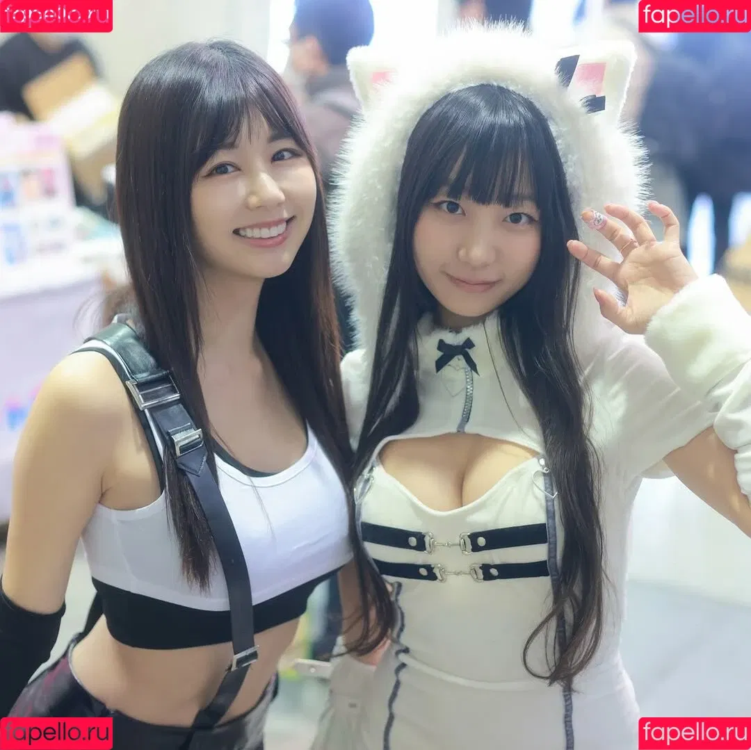 Eunji Pyoapple / djhenney / eunji / pyoapple Onlyfans Photo Gallery 