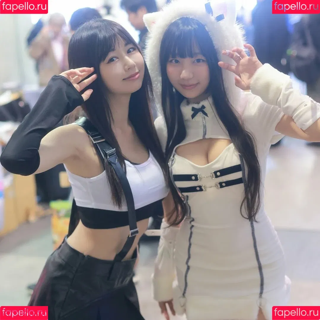 Eunji Pyoapple / djhenney / eunji / pyoapple Onlyfans Photo Gallery 