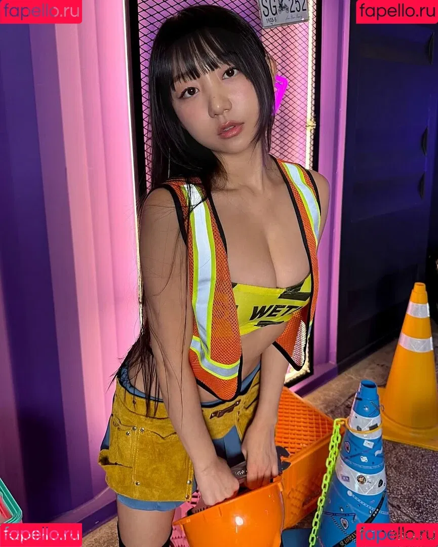 Eunji Pyoapple / djhenney / eunji / pyoapple Onlyfans Photo Gallery 