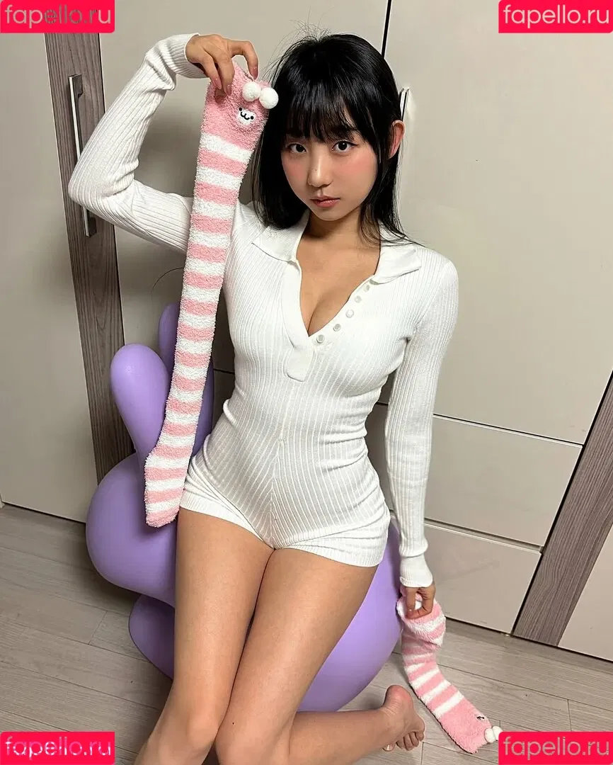 Eunji Pyoapple / djhenney / eunji / pyoapple Onlyfans Photo Gallery 