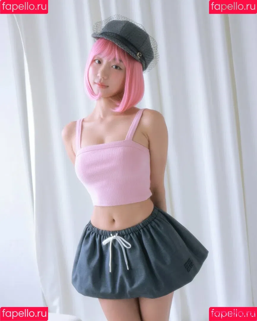 Eunji Pyoapple / djhenney / eunji / pyoapple Onlyfans Photo Gallery 